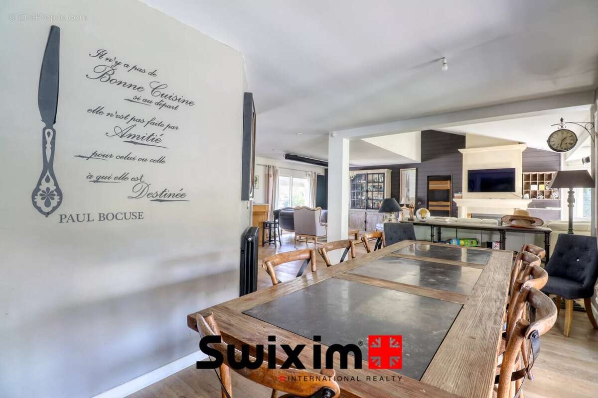 Maison à SAINT-ESTEPHE