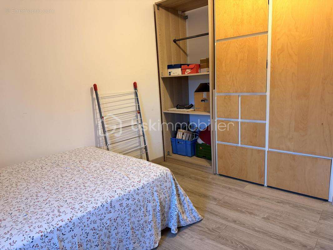 Appartement à SAINT-LAURENT-D'AIGOUZE