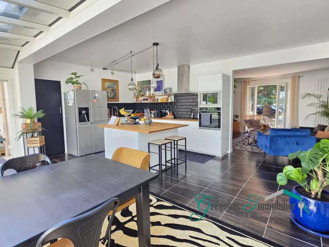Montigny sur Loing : Maison 9 pièces 190 m2 - photo 7