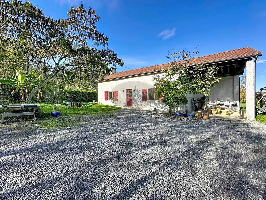 Maison à POUYASTRUC