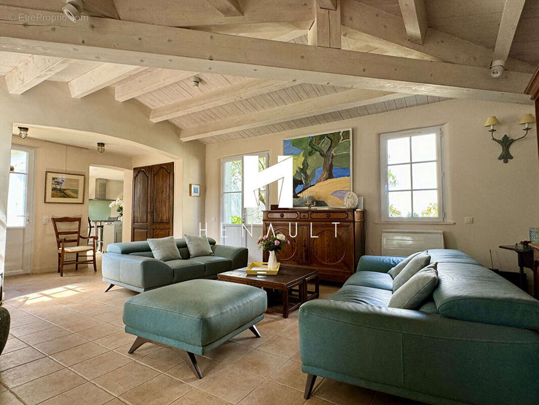 Maison à LA COUARDE-SUR-MER