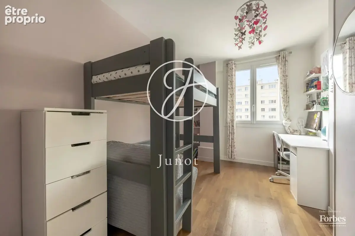 Paris 16e - AUTEUIL SUD - Appartement - 4 pièces - 81,16m² Carrez - 3 chambres - photo 12