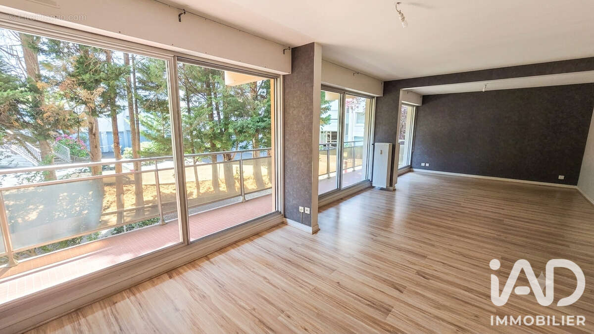 Appartement 95 m² à Clermont-Ferrand  - photo 2