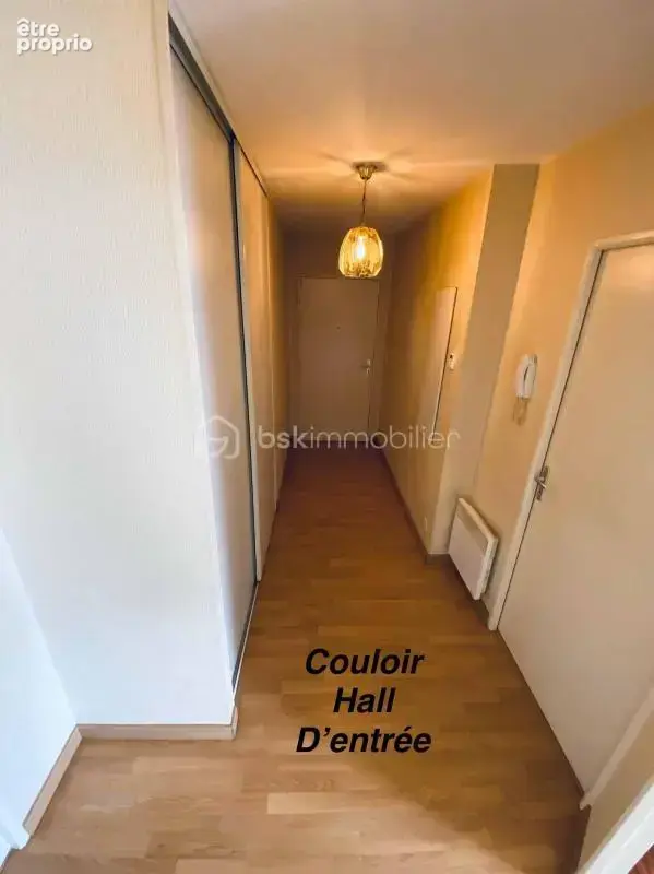 Appartement centre ville (2 Chambres , balcon , Garage Fermé et Place de Parking) - photo 5