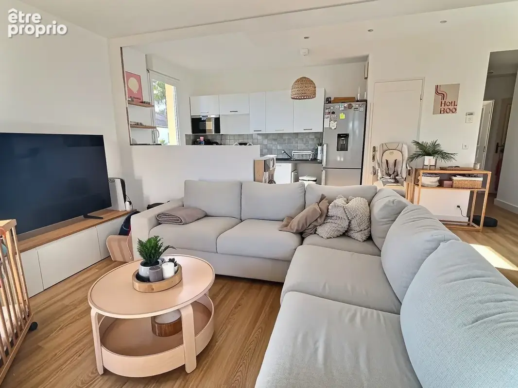 Appartement T3 avec terrasse et 2 stationnements privatifs - photo 2
