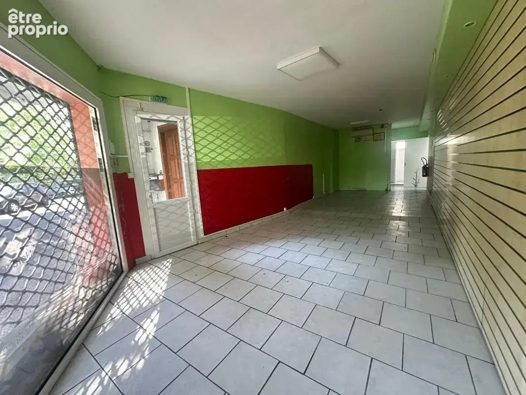 Bien Commercial À Vendre - photo 4