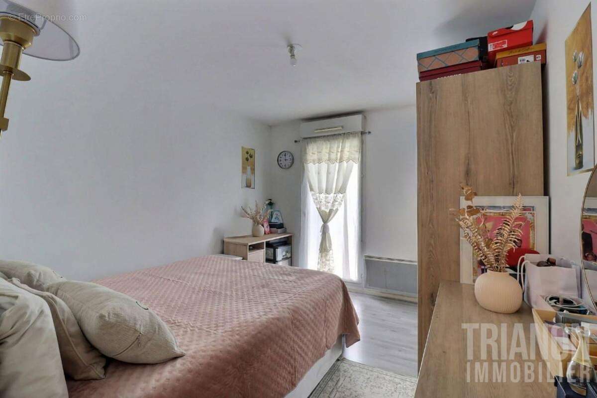 Appartement à LES MUREAUX