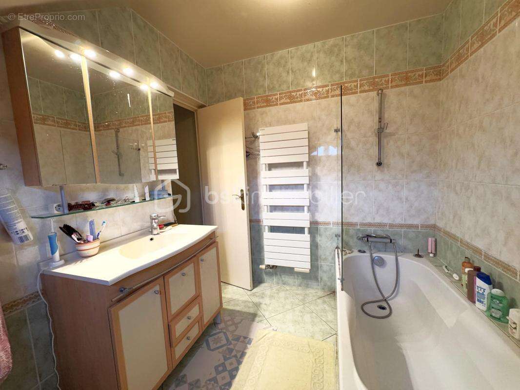 Maison à CHARTRETTES