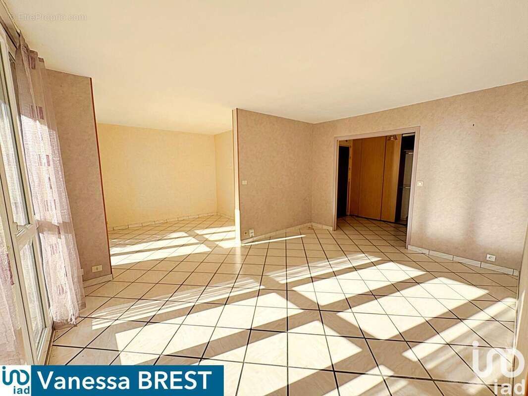 Photo 2 - Appartement à CHILLY-MAZARIN