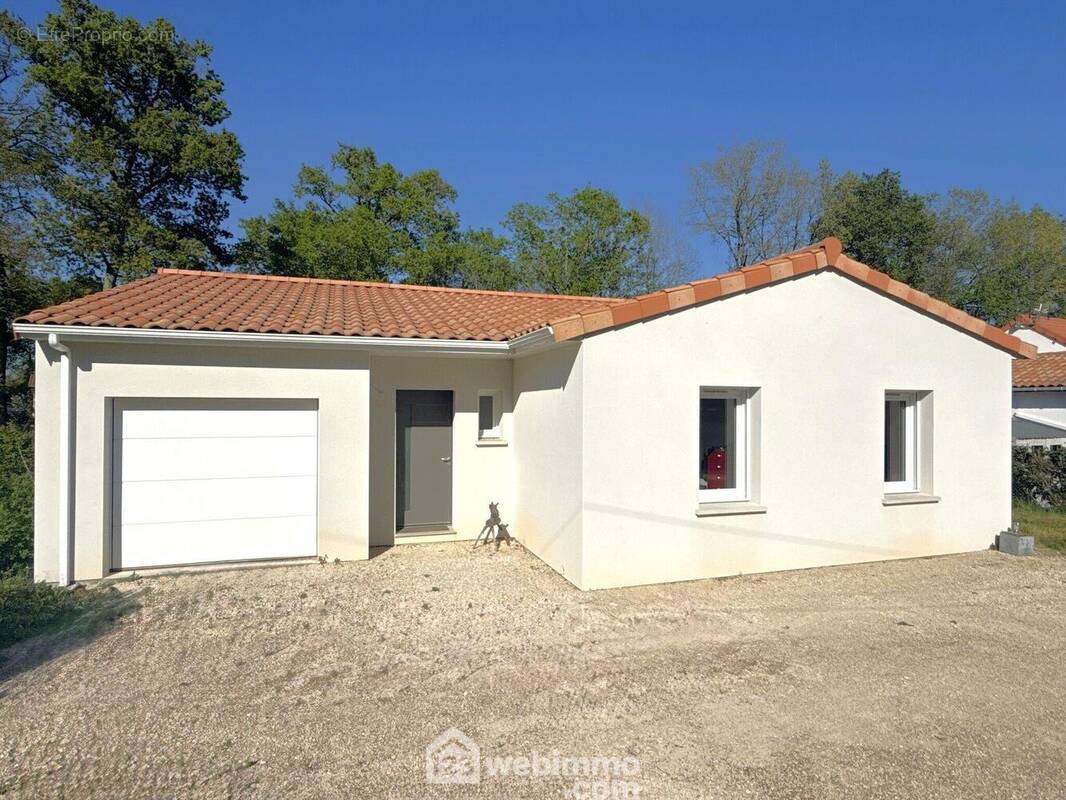 Maison neuve (2023) de plain-pied, 99 m2 habitables. - Maison à BIARD