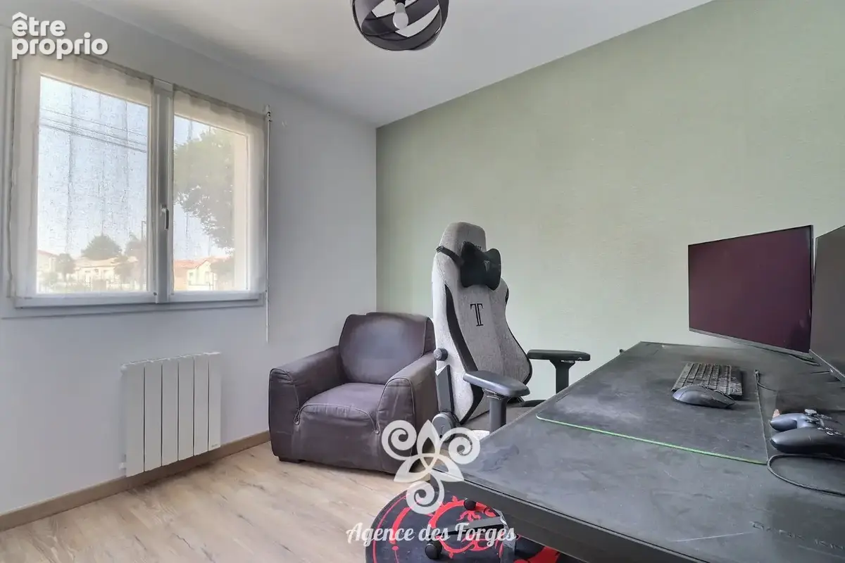 Maison  Bourg, 2 chambres et jardin - photo 13