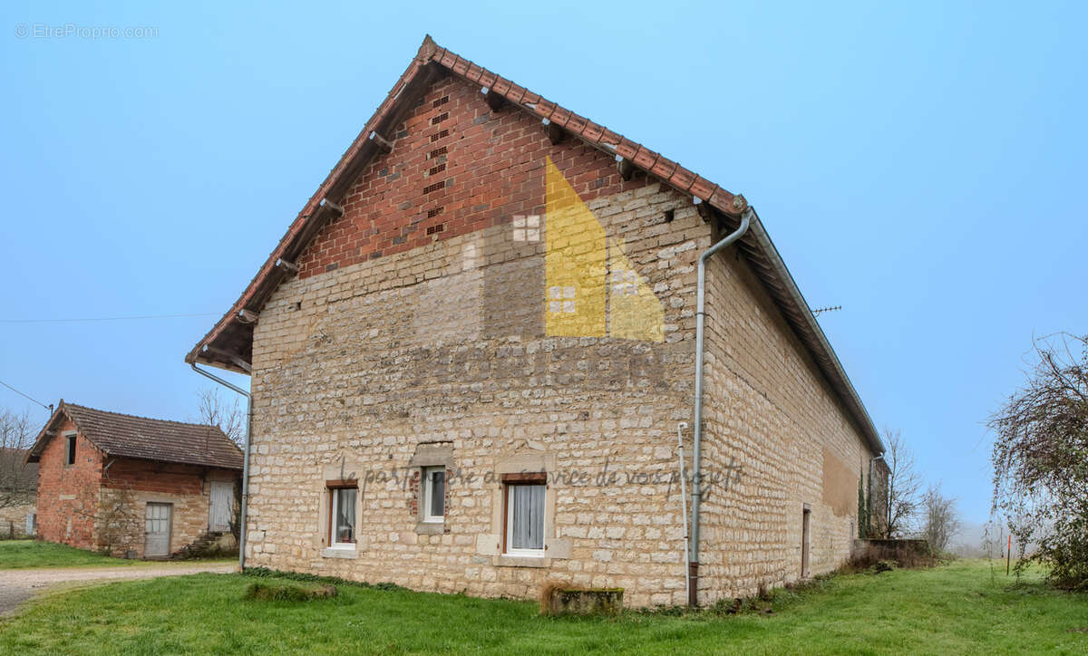 Maison à SERGENAUX