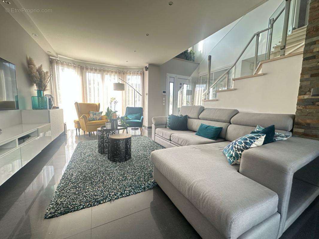 Maison à LE PLESSIS-TREVISE