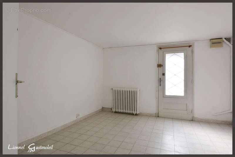 Maison à PINEUILH