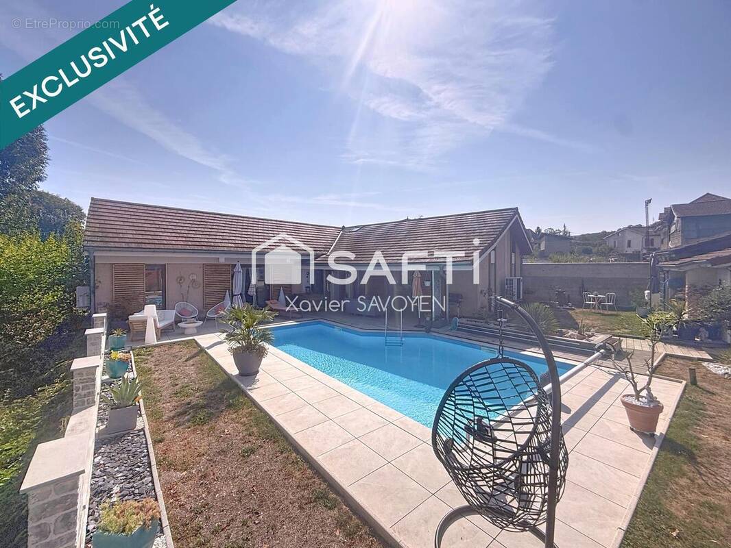 Photo 1 - Maison à IZEAUX