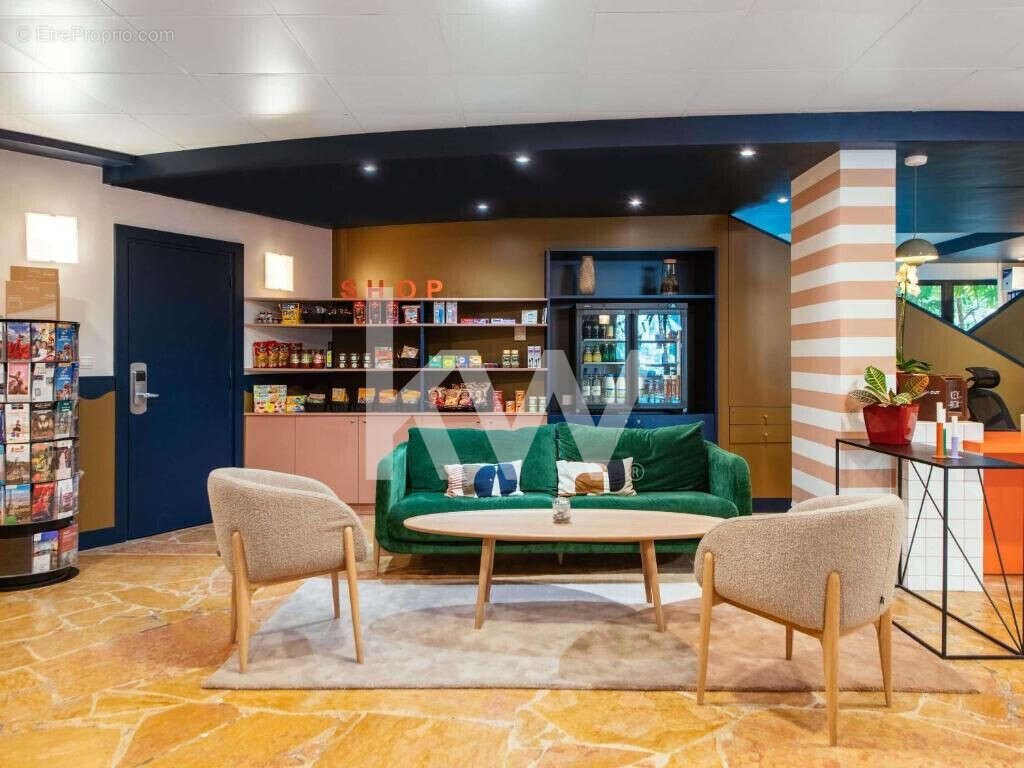 Appartement à COURBEVOIE