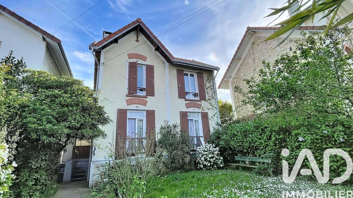 Photo 1 - Maison à LE PERREUX-SUR-MARNE