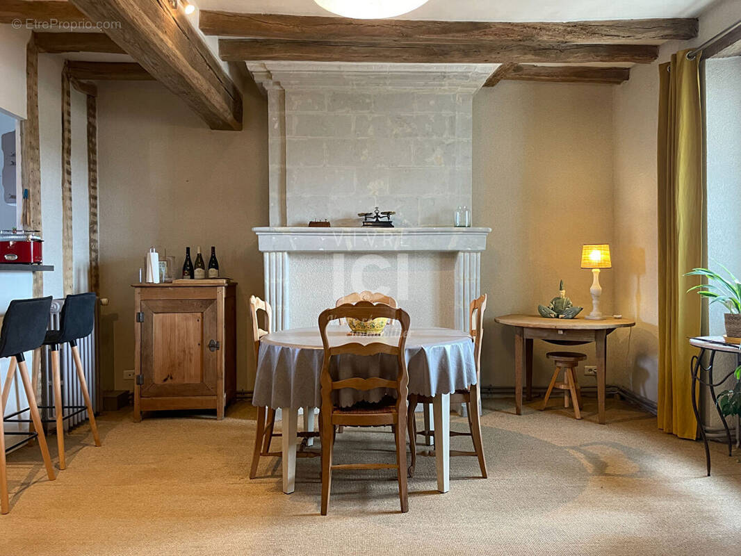 Appartement à AVRILLE