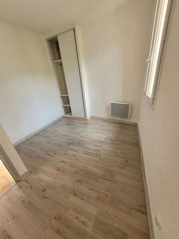 GRASSE, Quartier Ste Anne, Appartement 3 pièces dans Maison, Parking - photo 6