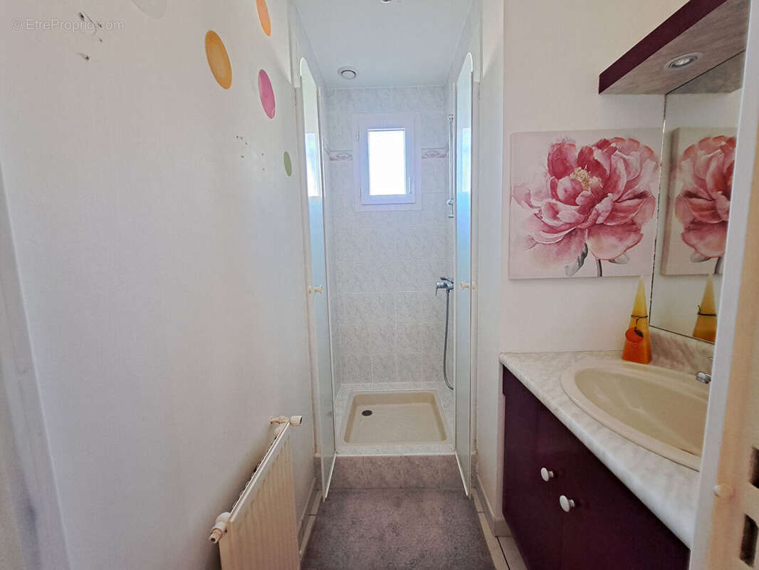 Maison à CENON-SUR-VIENNE