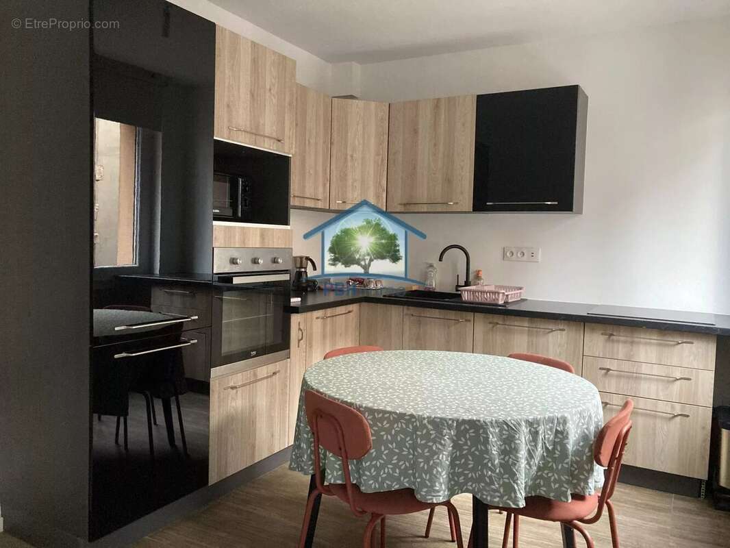 Appartement à SAINT-ETIENNE