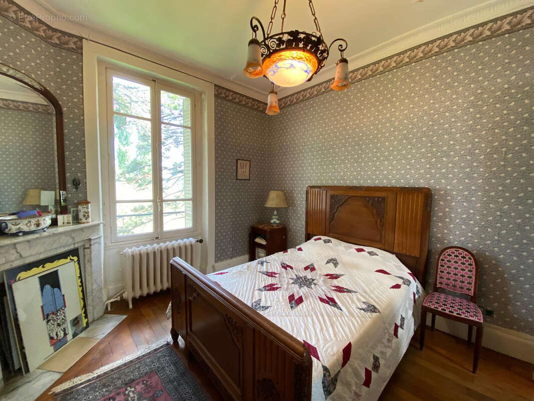 Maison à BOURG-DE-PEAGE