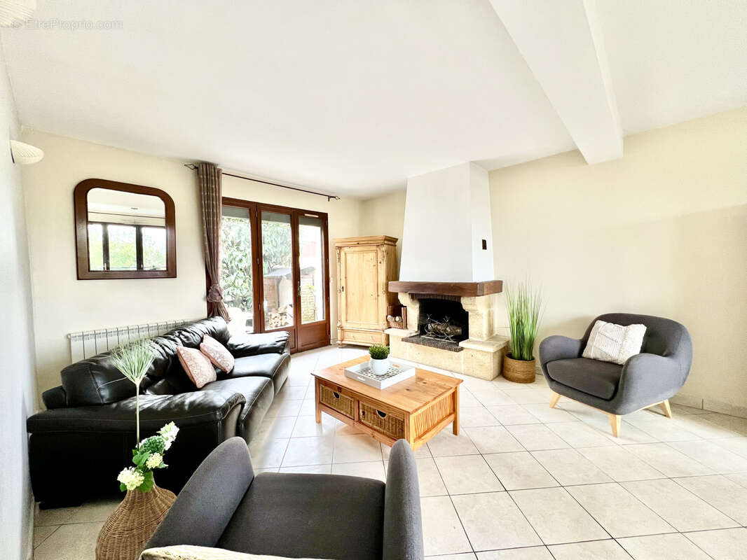 Maison à SACLAY