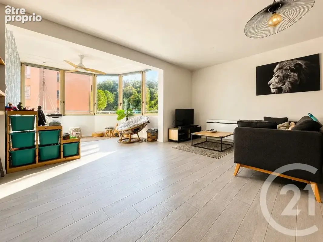 Appartement 3 pièces 79 m² à vendre à Saint-Laurent-Du-Var (06700) - photo 3