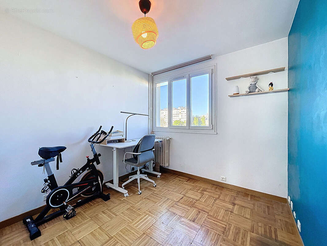 Appartement à CHATILLON