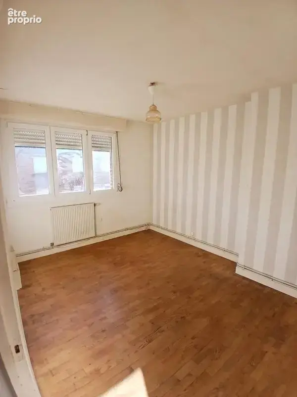 Maison mitoyenne 73 m2, 3 chambres, garage et dépendance - photo 3