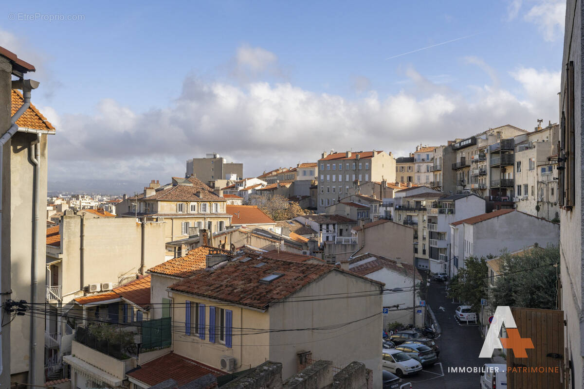 Appartement à MARSEILLE-7E