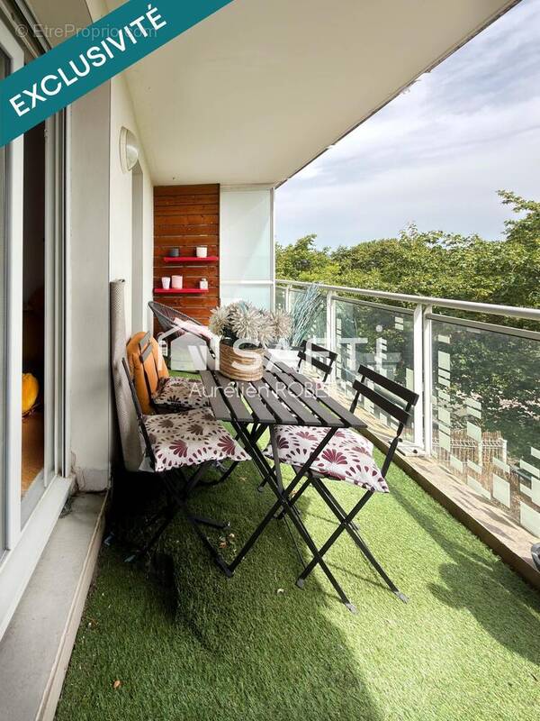 Photo 1 - Appartement à L'ISLE-D'ABEAU