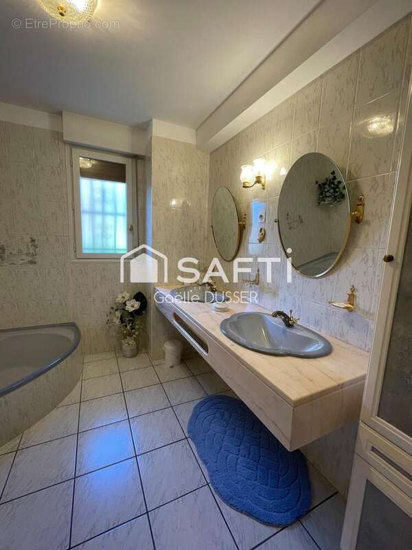 Photo 6 - Maison à CUSSET