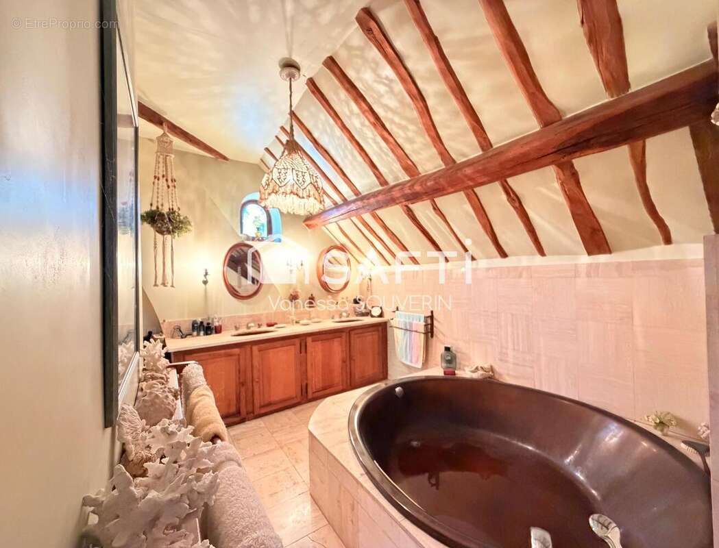 Photo 8 - Maison à THORIGNY-SUR-OREUSE