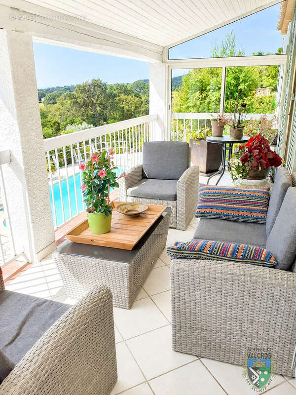 Vente villa 5 pieces avec garage et piscine. apercue mer au calme sans vis a vis au domaine de valcros la lond - photo 12