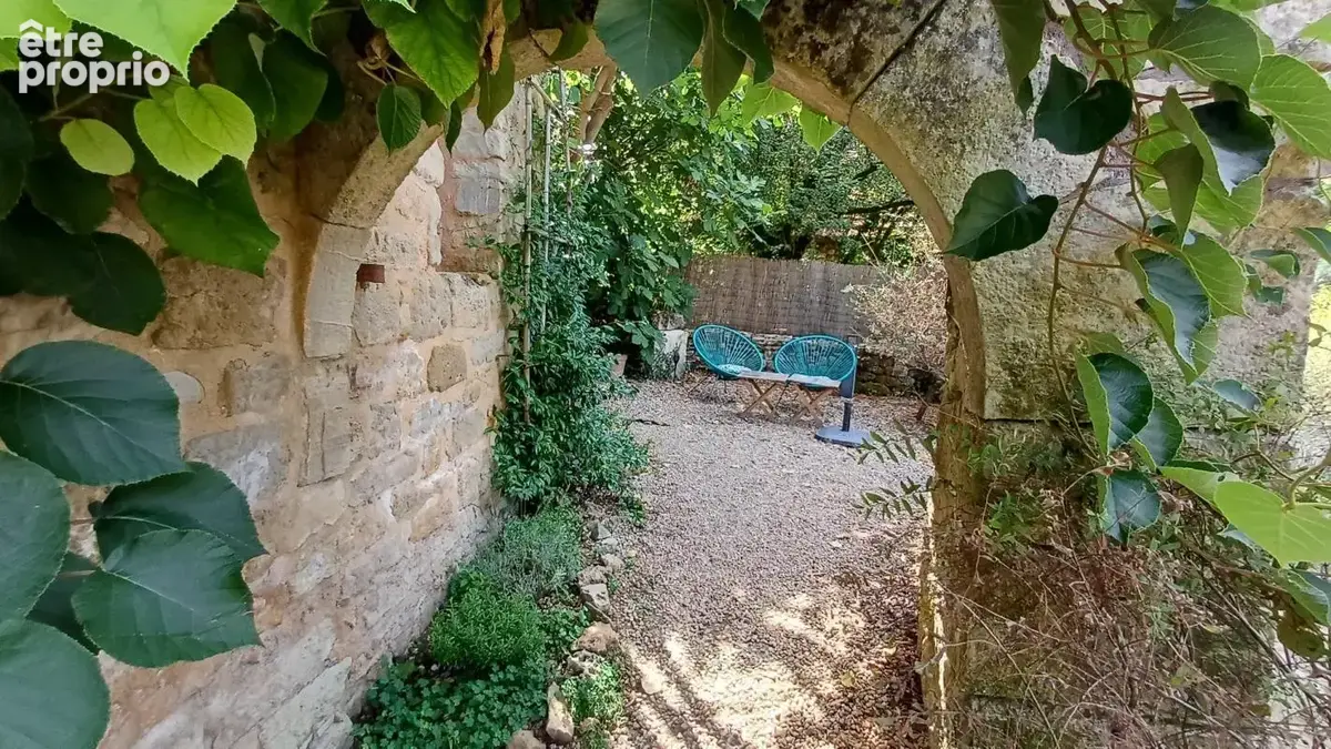 Maison du 17ème dans environnement très calme, avec un gite ou maison d'amis - photo 8