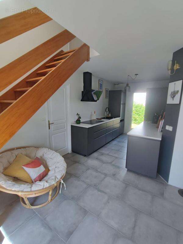 Maison à LAMPAUL-PLOUARZEL