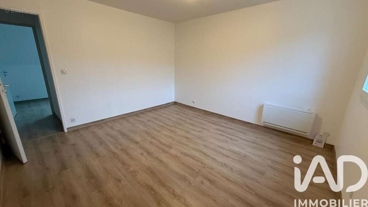 Photo 4 - Maison à PARON