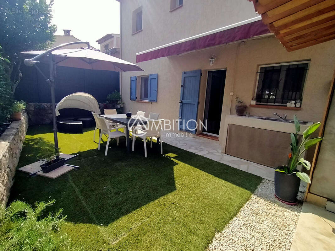 Maison à PEYMEINADE