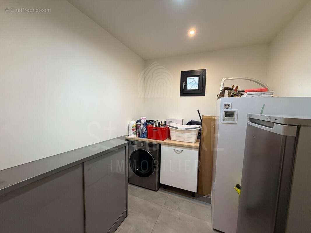 Maison à CHARNECLES