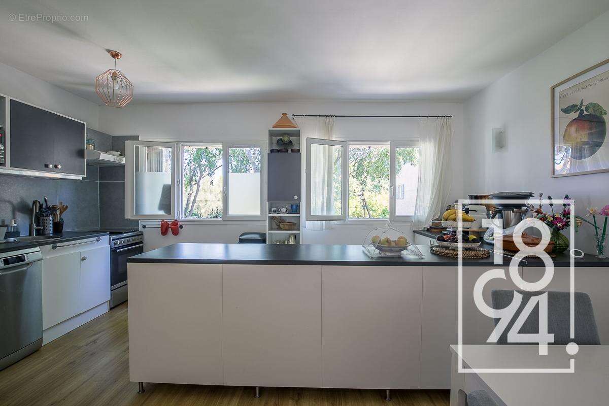 Appartement à MARSEILLE-12E