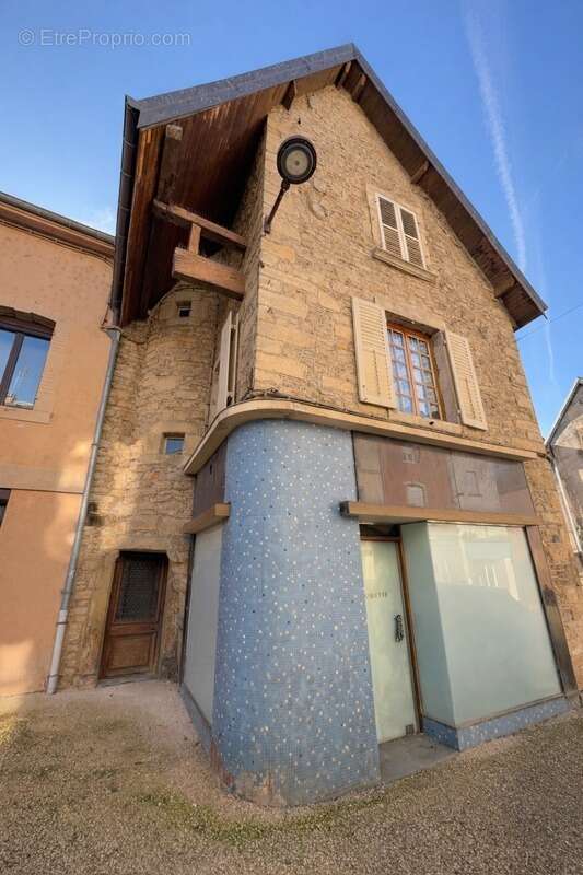 Maison atypique 180 m² – Centre Jussey (70) – Fort potentiel - photo 20