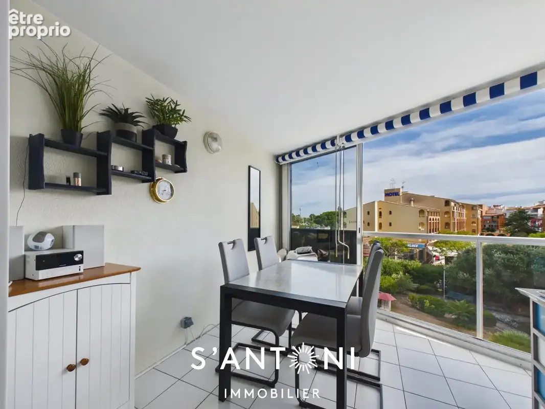 Le cap d'agde - richelieu  t2 cabine avec vue piscine et port, grande loggia sud - photo 2