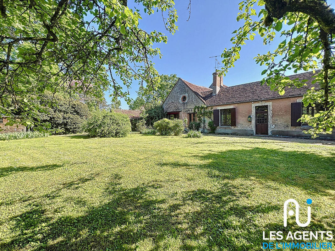 Maison à SAINT-AY