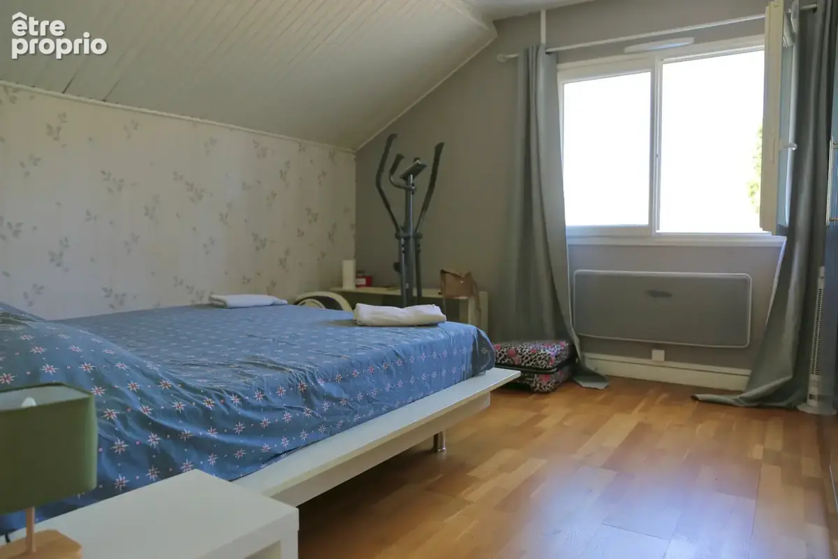 Maison à vendre à VILLERS ALLERAND (51), une maison principale sur deux niveaux, un logement indépendant, une piscine extérieure - photo 14