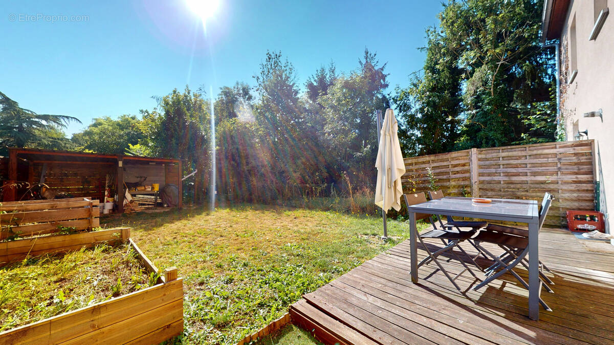 Appartement 2 pièces rez-de-jardin - photo 2