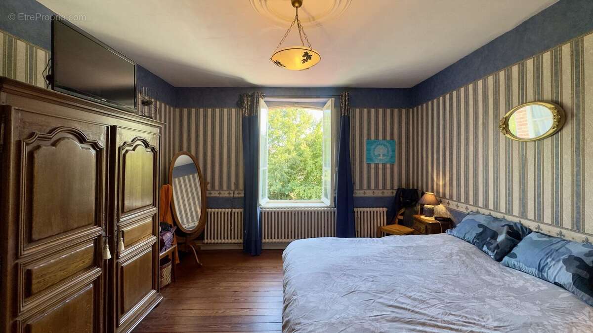 Maison 163 m² à Tronville-En-Barrois  - photo 7