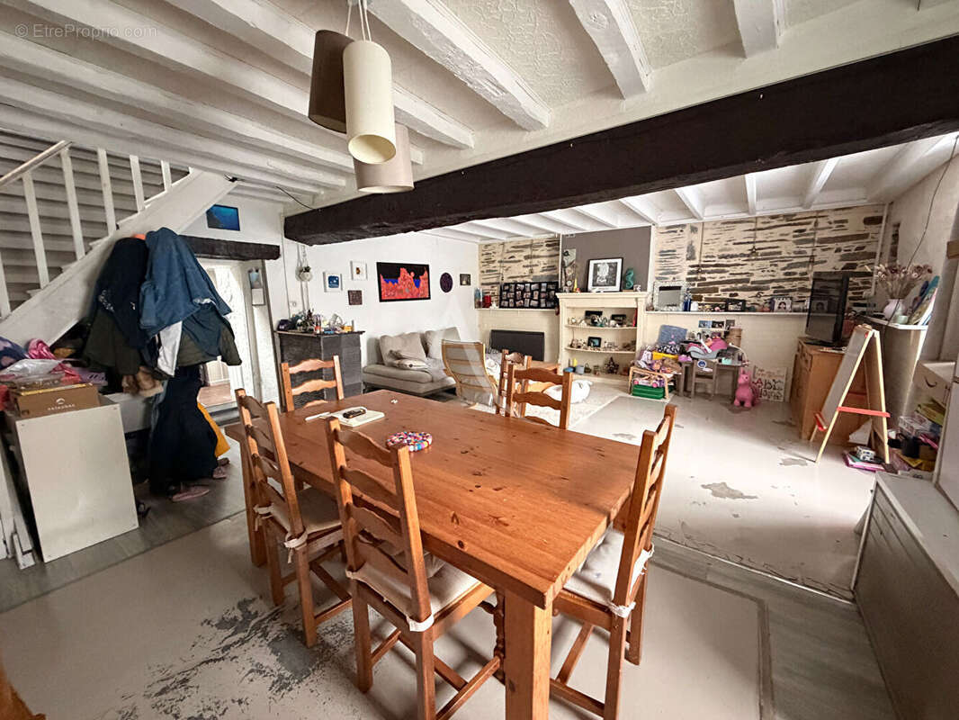Maison à NOZAY