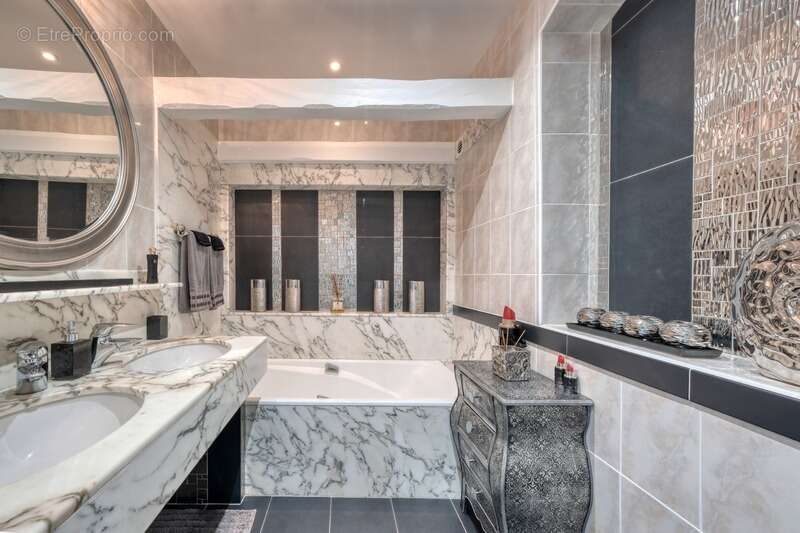 Maison à GARANCIERES