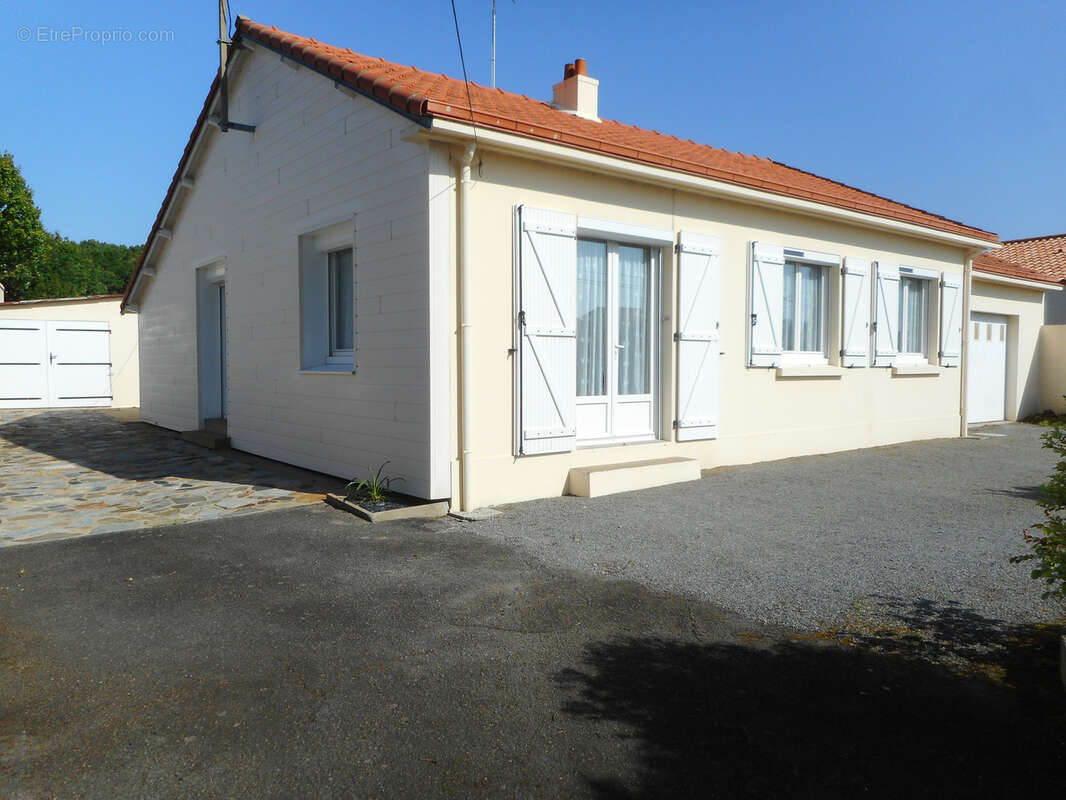 Maison à SAINT-MICHEL-CHEF-CHEF